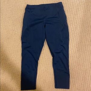 Athleta crop workout pants